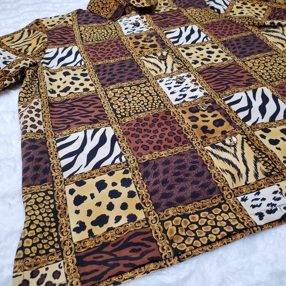 Bon Worth Tops - Bon Worth Vintage Short Sleeve Cheetah Print Top sz XS Petite